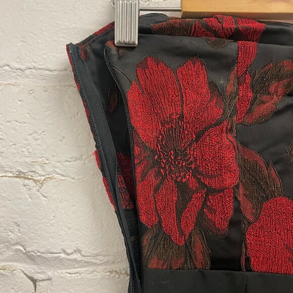 Vintage Empire waist Red Floral Rose embroidered bodice dress - Picture 5 of 7